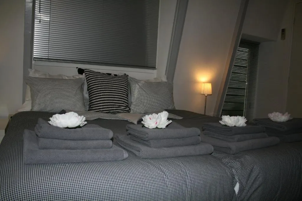 Frankendael Apartments Amsterdam Нидерланды