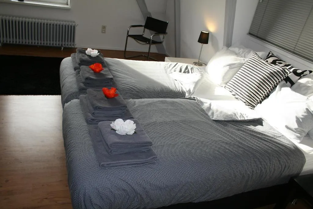 Frankendael Apartments Amsterdam Нидерланды
