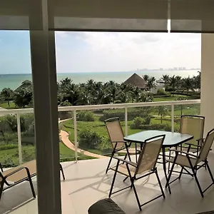 Swim The Caribbean & Work With A View Apartamento Cancún