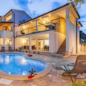 villa-asta-medulin.in-istria.net/