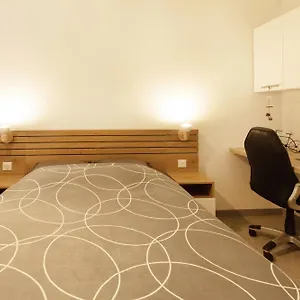 https://studio-saint-paul-de-varax.hotels-rhonealpes.com